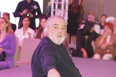 IZGORELO JE SVE DO TEMELJA Bobi Živojinoviću propao biznis