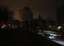 ZIMA I MRAK ŠIROM UKRAJINE! Preko milion ljudi bez struje, brutalni ruski napadi ugasili svetla!