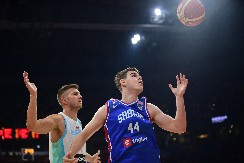 TO ŠTO RADI JE DIRLJIVO Emotivne reči trenera o Nikoli Topiću i njegovoj bori protiv raka