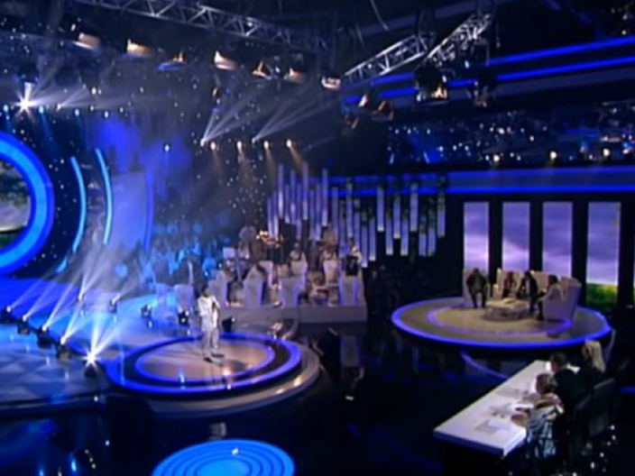 UMRO NAŠ PEVAČ U 59. GODINI Izgubio bitku sa teškom bolešću, publika ga je obožavala! (FOTO)