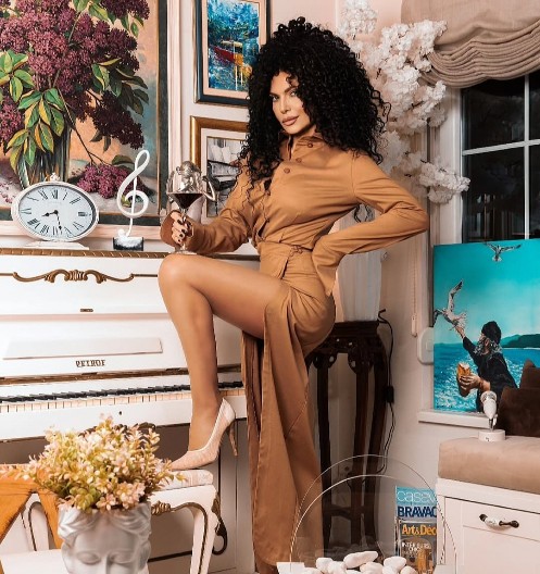 OD DOMA NAPRAVILA BAJKU Nestvarni kadrovi iz stana Lidije Vukićević, ovako nešto još niste videli (FOTO)