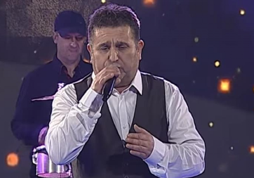 PEVAČ SE RAZVEO NAKON 22 GODINE BRAKA Otkrio zbog čega je došlo do kraha: "Kad nismo zajedno, to se desi..."