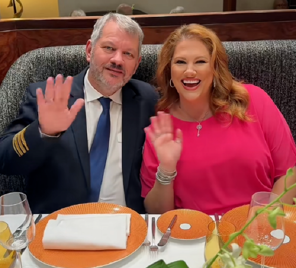 BAŠKARE SE ZA SVE PARE Ovaj bračni par pola godine živi na kruzeru ZA DŽABE, postoji samo jedan uslov (VIDEO)