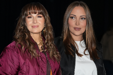 OBLAČIO ISTI STILISTA? RAZLIKUJU SE SAMO U JEDNOM Prija i Aleksandra Radović u istim kombinacijama, dobro obratite pažnju na pantalone, hit su ove zime