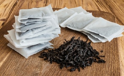 TRIK KOJI JE ZALUDEO VOZAČE Kad vidite zašto stavljaju kesice čaja u auto, odmah ćete uraditi isto