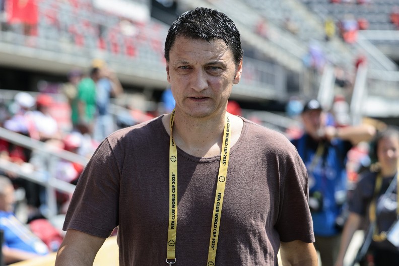 JOŠ UVEK SE TRAŽI NASLEDNIK STANKOVIĆA Srbin kandidat, ali...