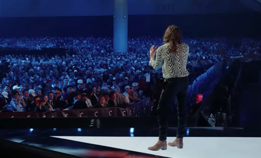 POVRATAK OTPISANOG Bivši muž Kejti Peri se oglasio povodom zgodnog političara, skroz poludeo od ljubomore!