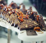 TROUGLIĆI OD ČOKOLADE SE SMAŽU U TRENU A ukrasiće svaku posnu trpezu