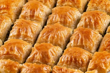 Srbi, ovako Turkinje prave najsočniju baklavu! Tajna je u 1 sastojku - recept se prenosi s kolena na koleno