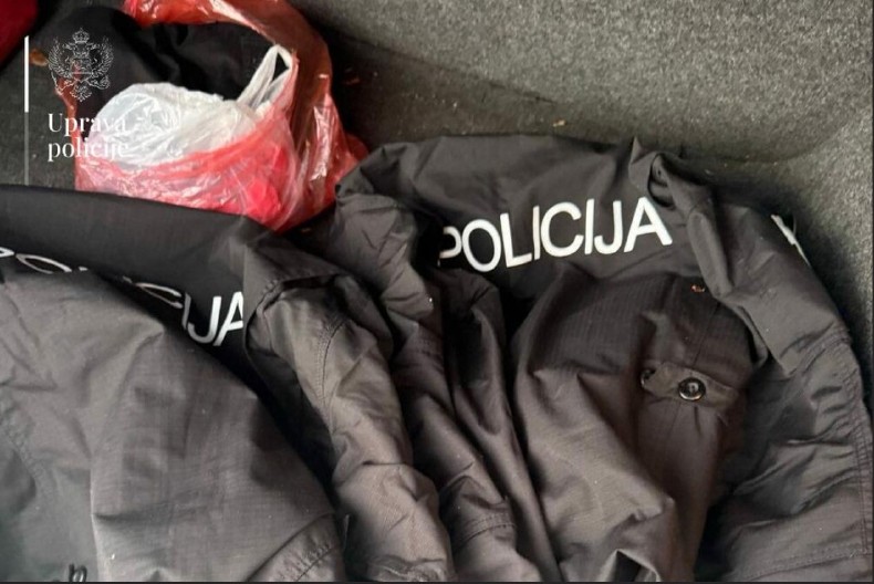 UHAPŠENI SA LAŽNIM POLICIJSKIM UNIFORMAMA Crnogorska policija sprečila likvidaciju