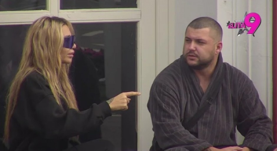 ANELI I ASMIN NAPUŠTAJU ELITU Nakon njenog nervnog sloma doneta odluka, Ahmićeva više ne može da izdrži!