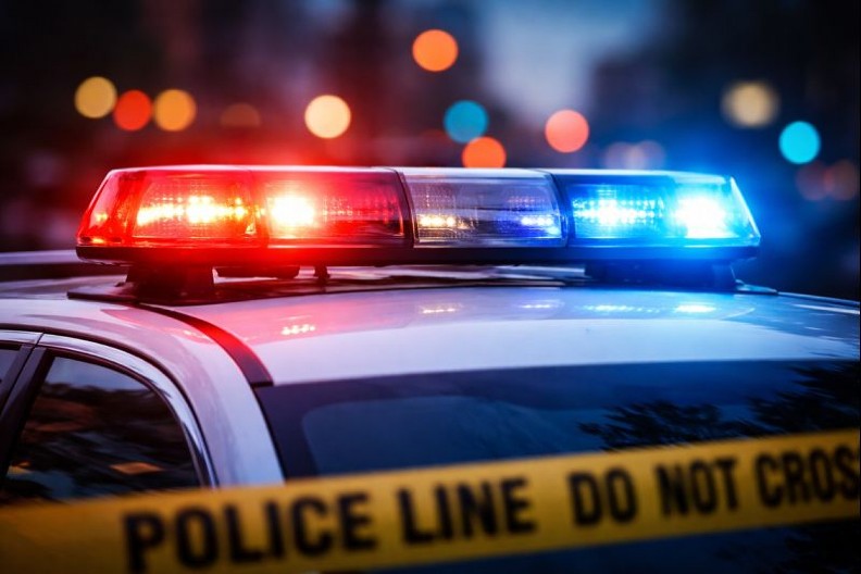 NAPAO BAKU I DEDU NOŽEM! Maloletnik tvrdio da su mu od oca napravili „PAPUČARA“