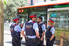 ŠKALJARAC IZREŠETAN NASRED ULICE U BARSELONI? Brutalna likvidacija u Španiji