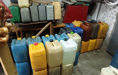  PRIJAVE ZBOG NELEGALNE TRGOVINE Zaplenjen duvan, nafta, alkohol, cigare i...