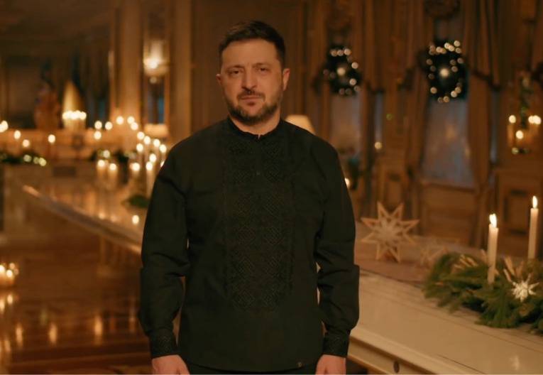 "ZVUČI KAO NESTABILNA OSOBA" Stigao oštar odgovor Kremlja na božićno obraćanje Zelenskog