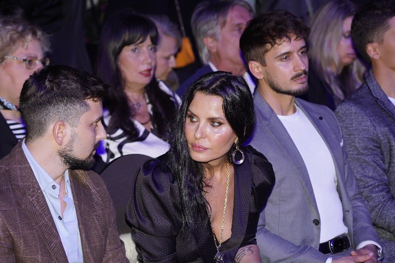 KOMŠIJE NA KOSMAJU BILE U STRAHU ZBOG JEZIVIH RITUALA Evo šta sada kažu o Eleni Karaman 