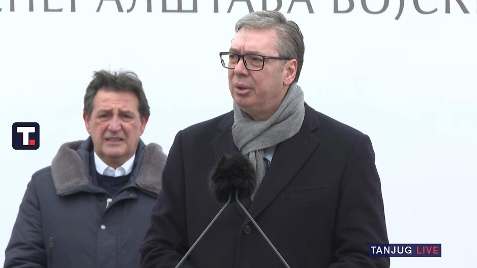 "BORIĆU SE DOK SAM ŽIV" Vučić: Streljajte me, kriv sam što nema kantica, što je nezaposlenost nikada manja, ja da se sklanjam pred onima koji bi da unište Srbiju neću! (VIDEO)