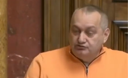 MILIVOJEVIĆ SE PRAVIO PAMETAN, PA GA OTPISALI I PLENUMAŠI I OPOZICIJA! Pogledajte novi sukob među blokaderima! (VIDEO)