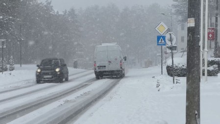 ZIMA ĆE NAM UĆI U KOSTI, A ONDA KREĆE SNEG Oglasio se RHMZ