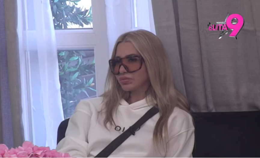 ANELINA MAJKA ULAZI U ELITU Grofica sprema haos svetskih razmera, evo kad ulazi!