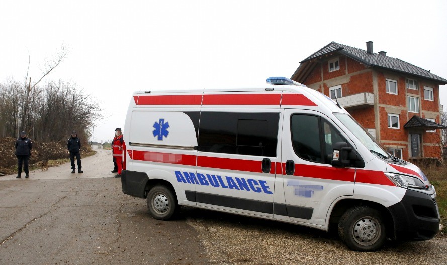 BURNA NOĆ NA BEOGRADSKIM ULICAMA Tri osobe povređene u dve nezgode