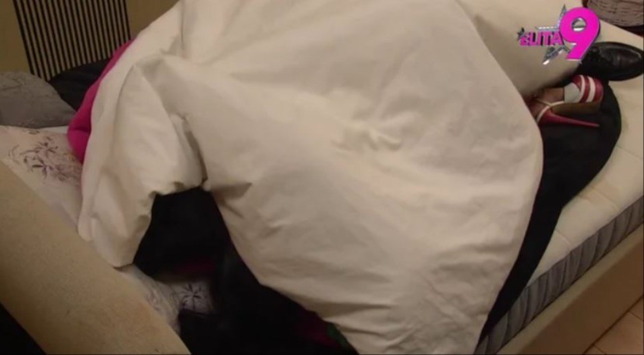 VRELA AKCIJA NAKON ŽURKE! Maja Marinković i Filip Đukić se prepustili strastima 