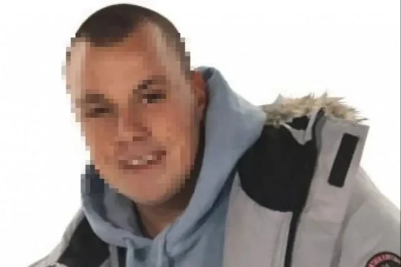 POSVAĐAO SE S DEVOJKOM, PA ULETEO KOLIMA U KANAL Detalji nesreće kod Vršca