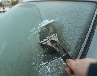 Zaboravite sve što ste znali o struganju leda: Ovaj način je genijalan