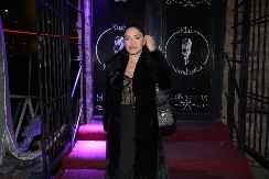 "VOLELA SAM DA CUGNEM" Naša pevačica za večeru pila rakiju