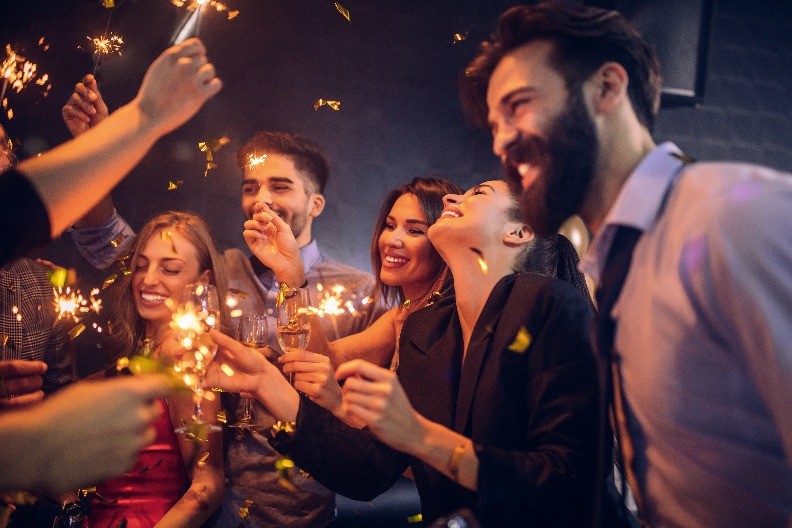 FINCI NIKADA NE RADE OVE 3 STVARI Otkrivena tajna njihove dugovečne sreće