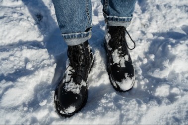 Isprobajte ruski trik za zagrevanje nogu: Stvarno radi – zaboravite na ledene cipele