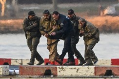 HRABRI MADURO AMERIKANCIMA SASUO ISTINU U LICE Njegovoj ženi slomili rebra? OVDE SU IH ODVELI