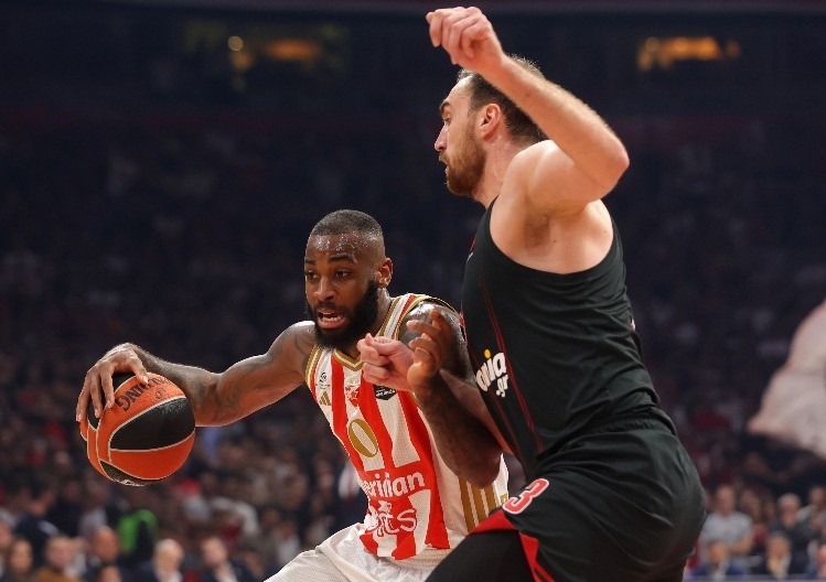 VELIKI UDARAC ZA CRVENO-BELE Jedan od najboljih igrača propušta meč u Evroligi