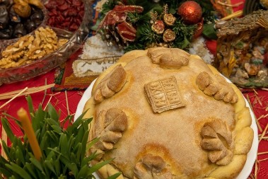 Mekana, topi se u ustima, i ostaje sveža danima: Kako da božićna česnica ne bude bajata već sutradan, uradite samo ovo