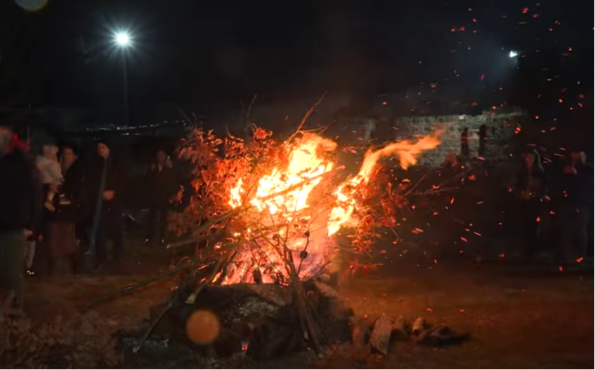 BOG JE SA SRBIMA NA KOSOVU I METOHIJI: U manastiru Banjska obeleženo Badnje veče (VIDEO)