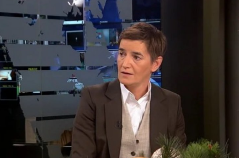 BLOKADERIMA NI BOŽIĆ NE ZNAČI AMA BAŠ NIŠTA Brnabić: Vreme mira i tolerancije su koristili da napadaju Vučića (FOTO)