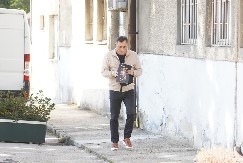 NAŠ POZNATI VODITELJ NEUTEŠAN Za praznike ga sačekale tužne vesti, zauvek se oprostio od njega 