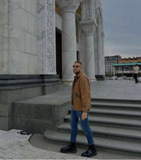 BIVŠI UČESNIK ELITE IMAO TEŠKU SAOBRAĆAJKU Automobil skroz smrskan 