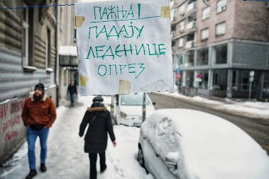 STIŽE JOŠ 15 CENTIMETARA NOVOG SNEGA Danas jutro ledeno, preko dana hladno, a evo gde će pahulje ponovo padati