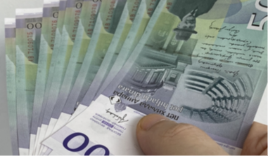 UPRAVO JE JAVLJENO! NAJNOVIJA ODLUKA STUPIĆE NA SNAGU U PONEDELJAK: Građani, evo šta nas čeka 12. januara, zvanična informacija stigla iz NBS