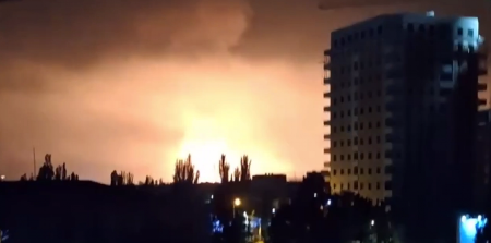 ZELENSKI SE HITNO OGLASIO: Izvršen je balistički napad na centar Kijeva!