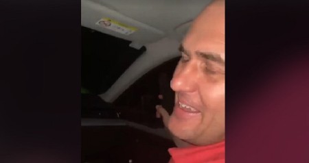 AKCIJA POSLE SKANDALOZNOG SNIMKA Policija pretražila kuću bivšeg ministra tražeći oružje