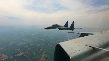KINA DIGLA AVIONE, KRENULI RATNI BRODOVI Evo šta se dešava u Južnom kineskom moru