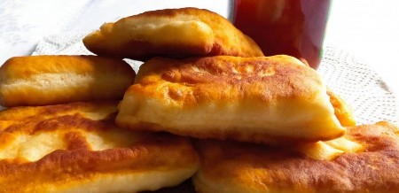 JEFTINE PIROŠKE ZA HLADNE DANE Toliko su ukusne da ćete ih spremati svako jutro cele zime