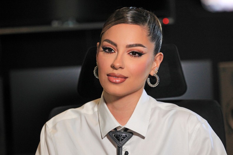 SARA JO ZAVRŠILA U BOLNICI! Pevačica se oglasila i zabrinula javnost: "Polako, ali sigurno..."