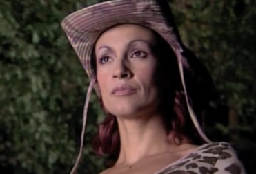 "PRONAŠLA SAM MIR, ISPLAKALI SMO I PEŠAČILI 64 KILOMETRA" Pevačica nakon gubitka bebe krenula na hodočašće!