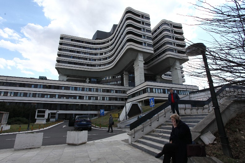 ZABRANJENE POSETE NA VMA!