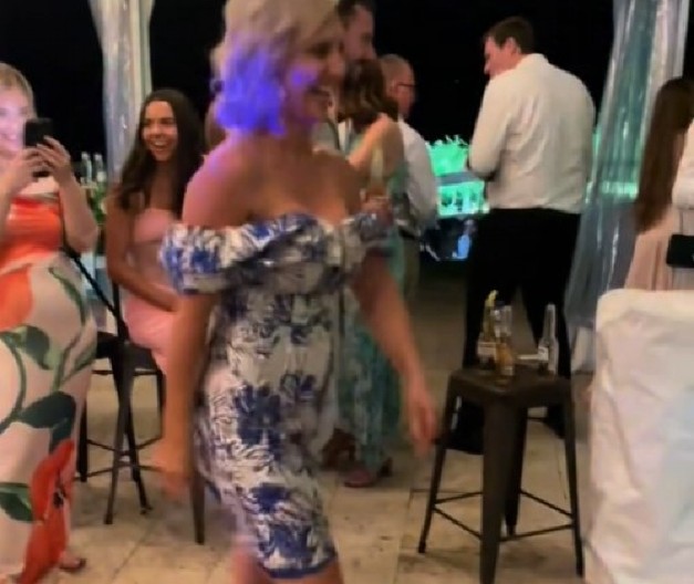 SVEKRVA NAPRAVILA SKANDALČINU NA SVADBI Makazama izvela neviđeni potez, svatovi u neverici! (VIDEO)