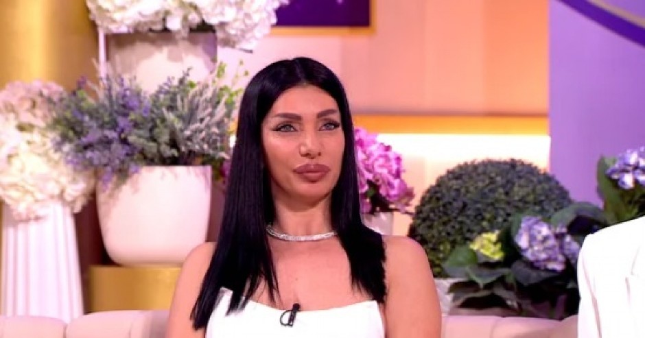 "ČESTO SAM POMIŠLJALA DA..." Aleksandra Nikolić otvorila dušu i slomila se u emisiji uživo: Doživela sam psihičko i fizičko nasilje!