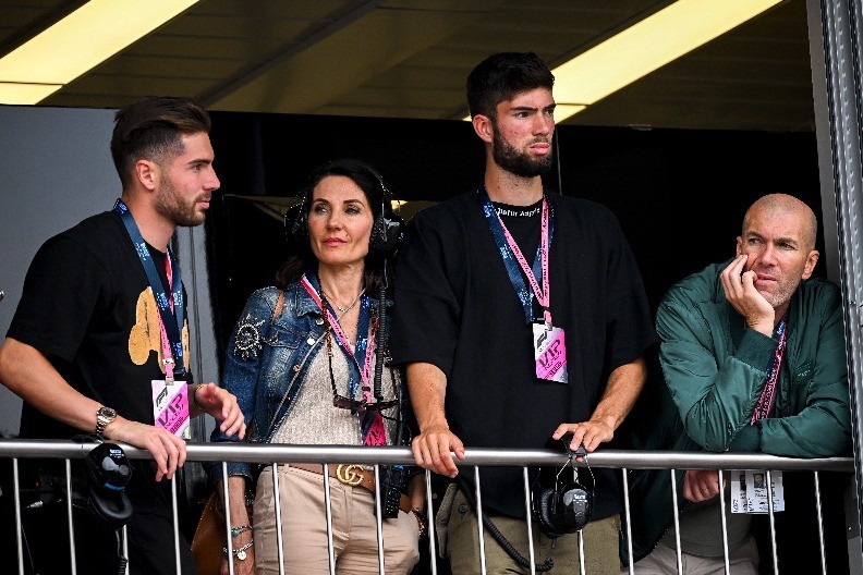 BOMBA U ZAGREBU Zidan stiže u Dinamo!?